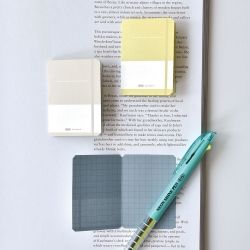Thumbnail Sticky Book