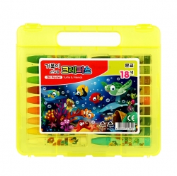 Turtle and Friends 18 Color Crayon