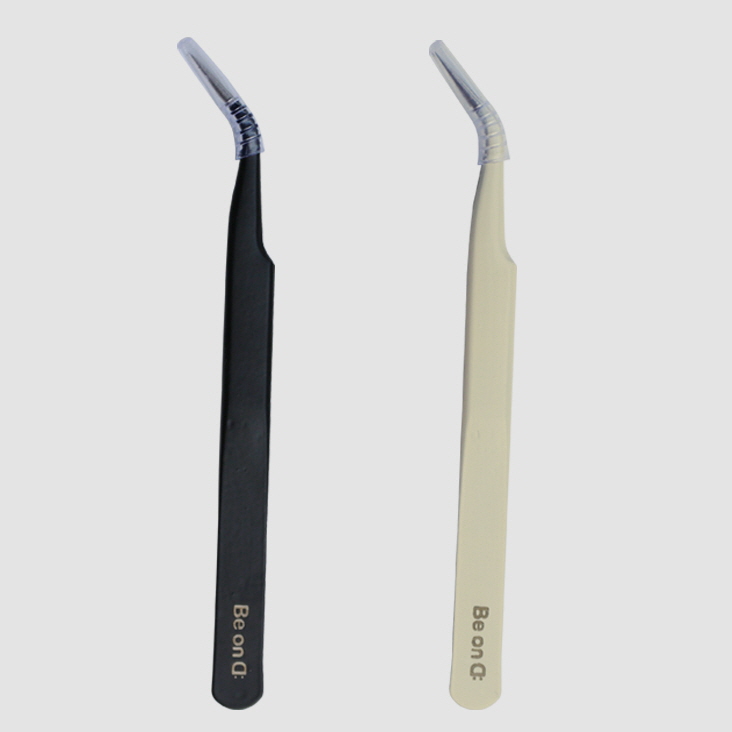 Be on D Sticker tweezers
