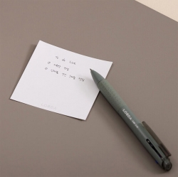 LOBDA_DeskPad