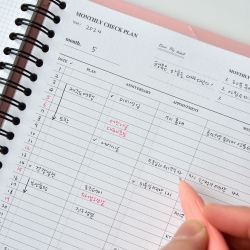 Unmonth Week Book