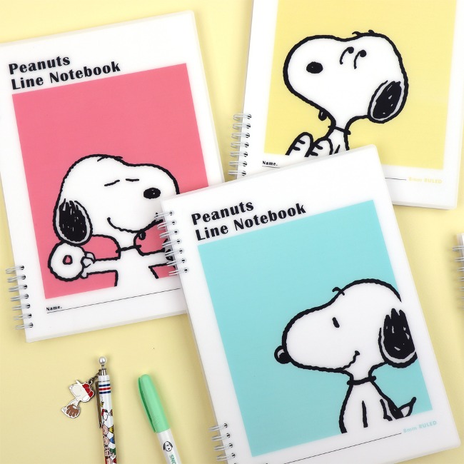 Snoopy Backside Easy-to-Write PP Notebook