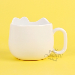 Sanrio Face Mug Cup 240ml - Hello Kitty Red
