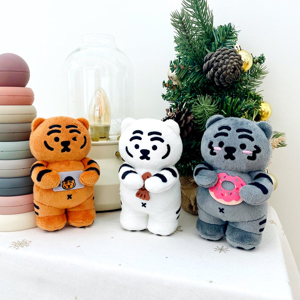 Muzik Tiger Standing Doll Keyring