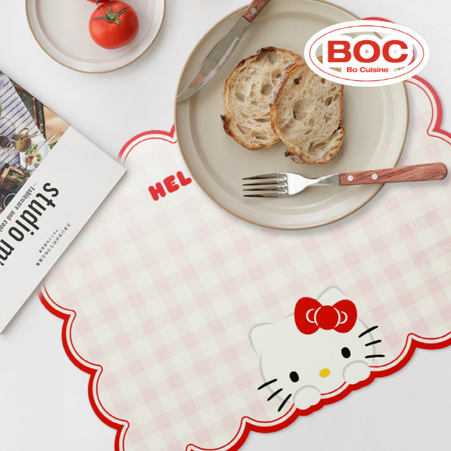 Hello Kitty Table Mat