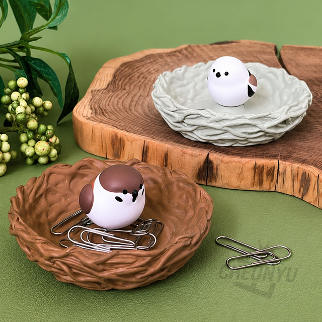 Japanese Little Bird Nest Clip Holder