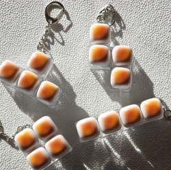 Toasted Bread Clicker Keyring (Random)