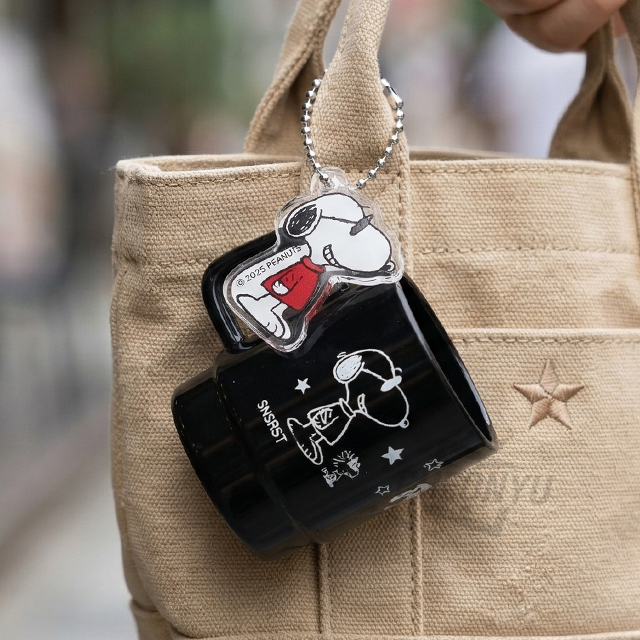 SNOOPY Random Cup Case Key Holder