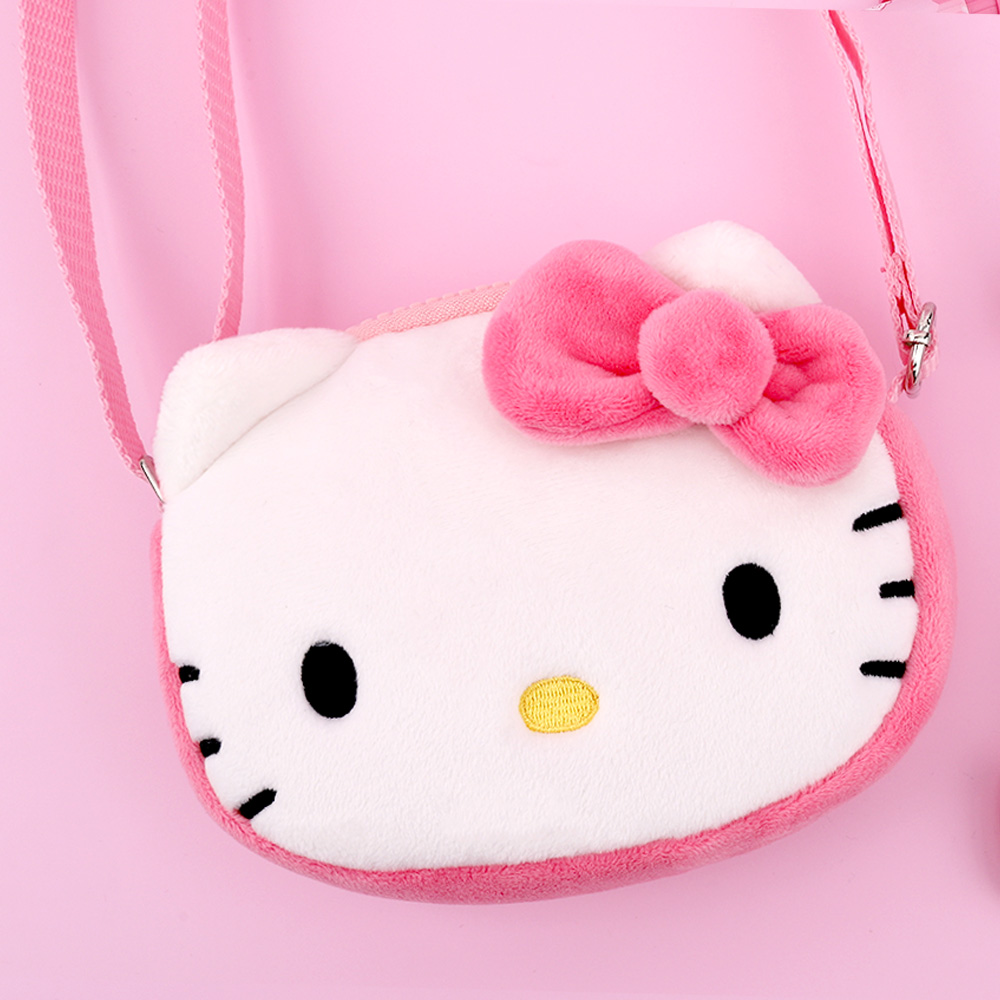 Hello Kitty Fluffy Face Cross Bag