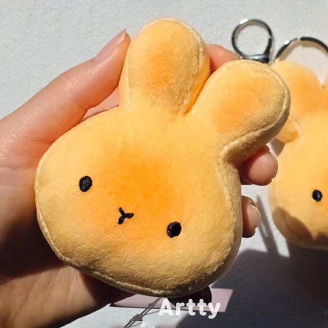 Butto Salt Bread Face Keyring