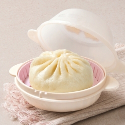 Hello Kitty Dumpling Steamer