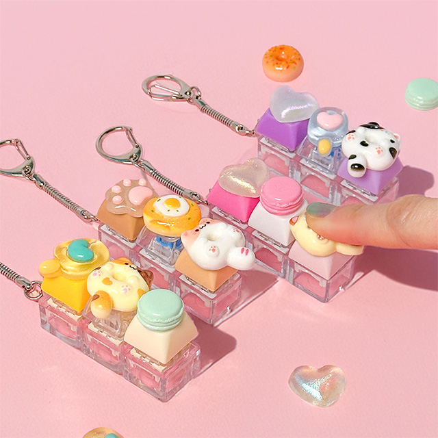 Cute DIY 3-Key Keyboard Keyring Kit, 8pcs