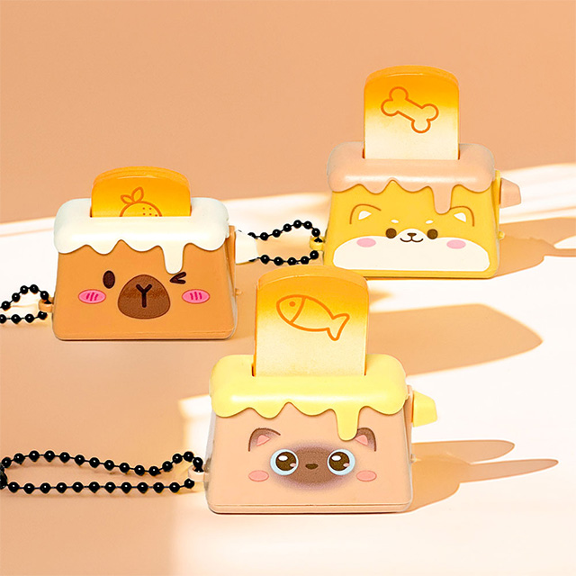 Pop-Up Toast Toaster Keyring, 12pcs