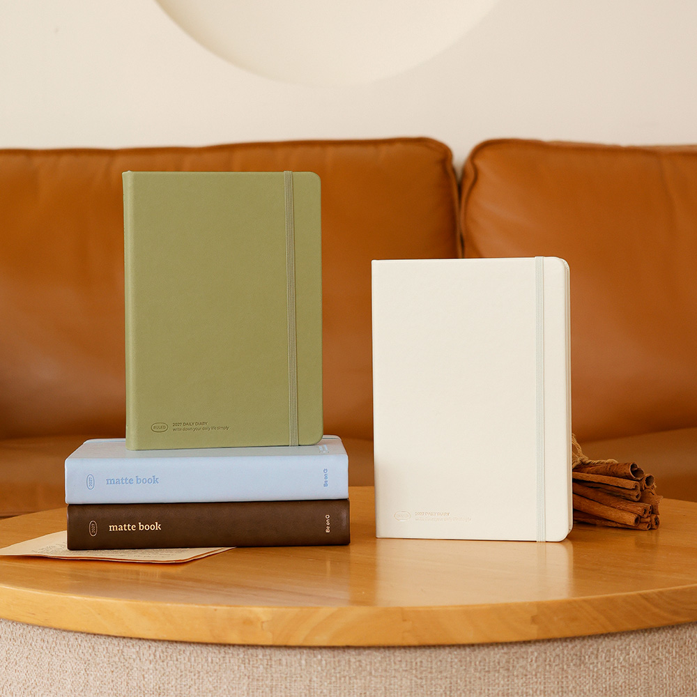 2027 Matte book daily diary